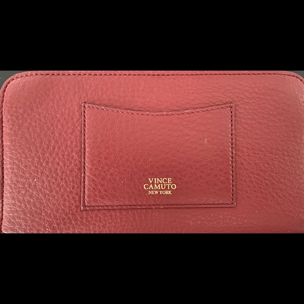 Vince Camuto wallet/clutch